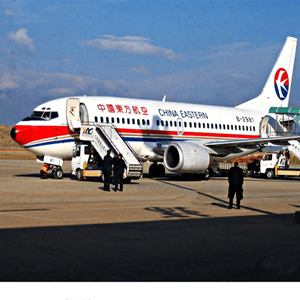 连云港机场空运航空快运业稳步发展的原因是什么？